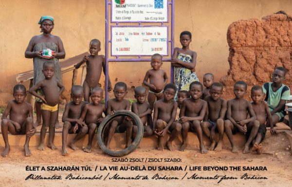 Élet a Szaharán túl - Pillanatok a Bohiconból Fotóalbum